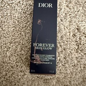 Dior Forever Skin Glow Foundation 1.5N